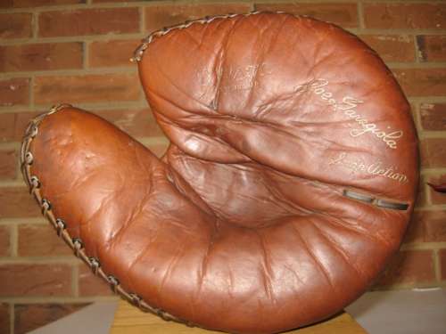 Joe Garagiola Wilson A2512 Front